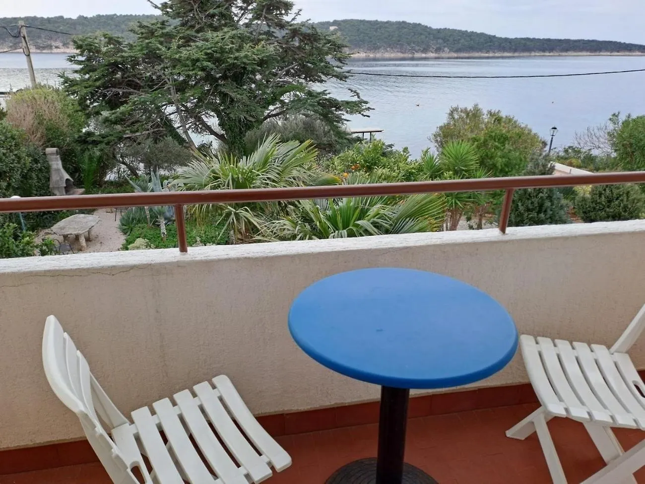 Apartments And Rooms By The Sea Barbat, Rab - 20049 Rab Town Guest house